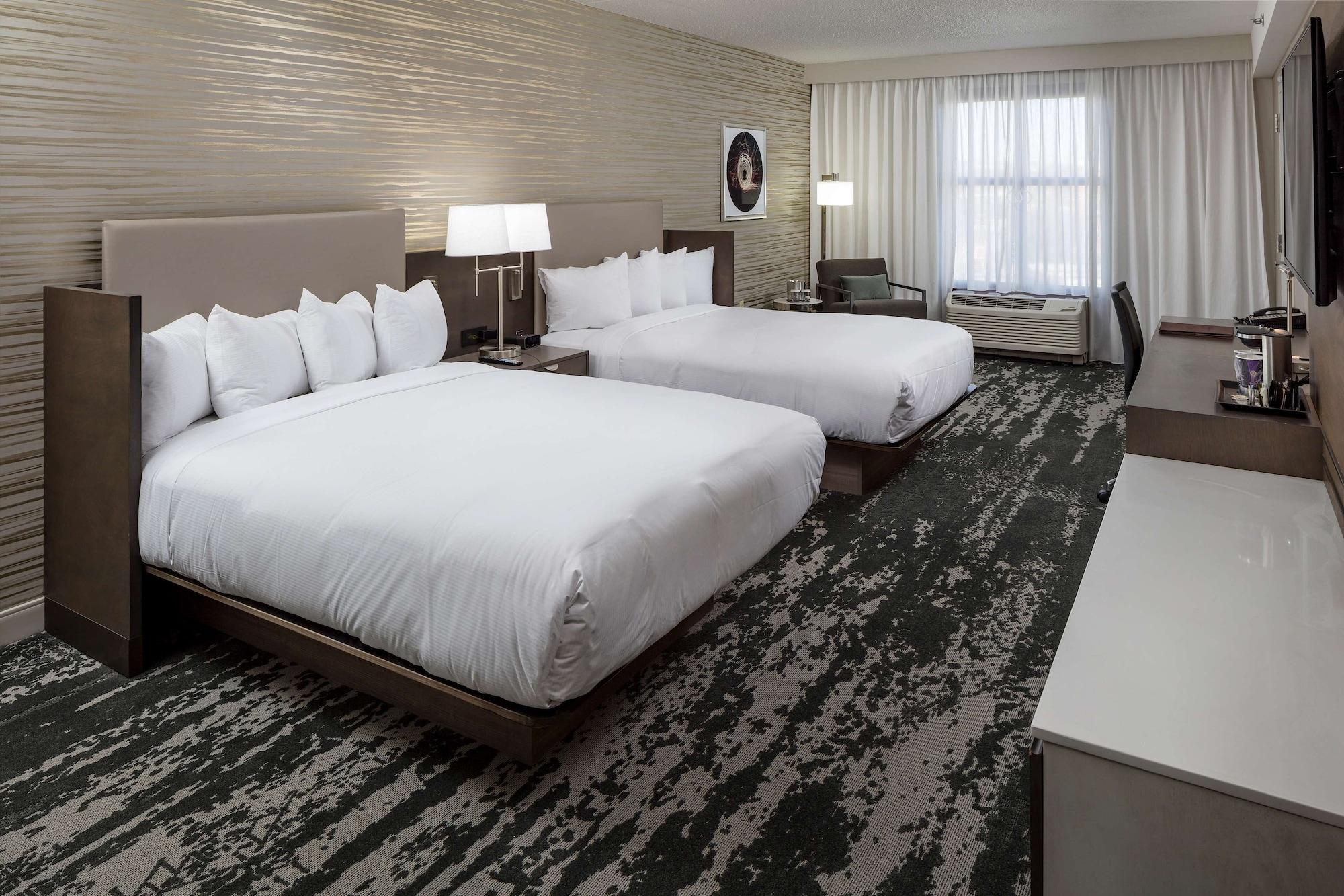 Doubletree By Hilton Boston Logan Airport Chelsea Ξενοδοχείο Εξωτερικό φωτογραφία