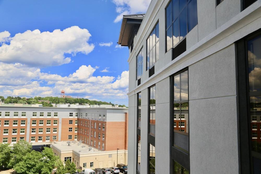 Doubletree By Hilton Boston Logan Airport Chelsea Ξενοδοχείο Εξωτερικό φωτογραφία