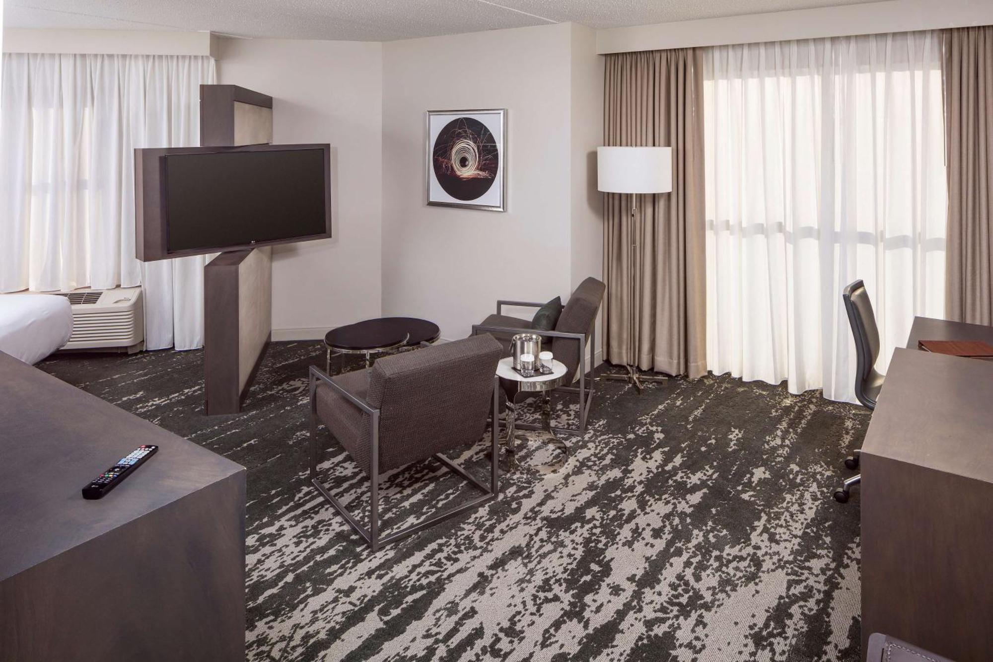 Doubletree By Hilton Boston Logan Airport Chelsea Ξενοδοχείο Εξωτερικό φωτογραφία